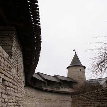 Фотографии. Поездка в Псков.21 22 ноября 2009г. Инструктор О.К.Струкова и группа цигунистов