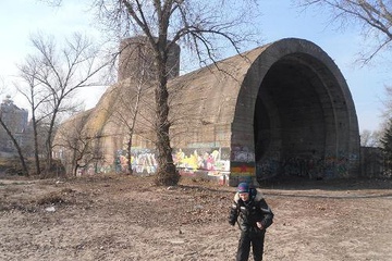 Киев. "Подводная лодка в степях Украины".