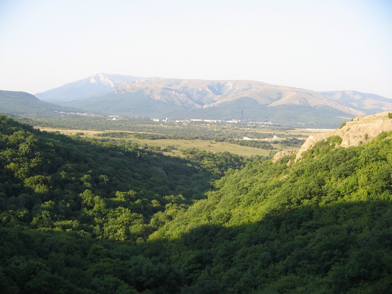 Слет 2011 в Крыму, в районе "Красных пещер" с 1 июля по 10 августа