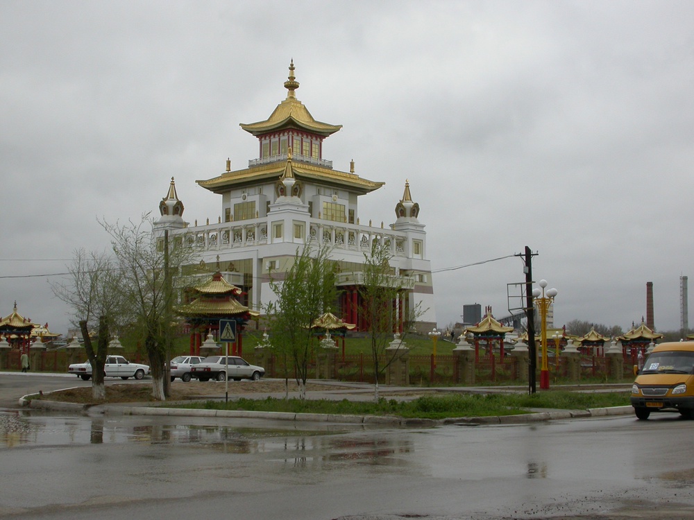 Хурул в дождь и давно