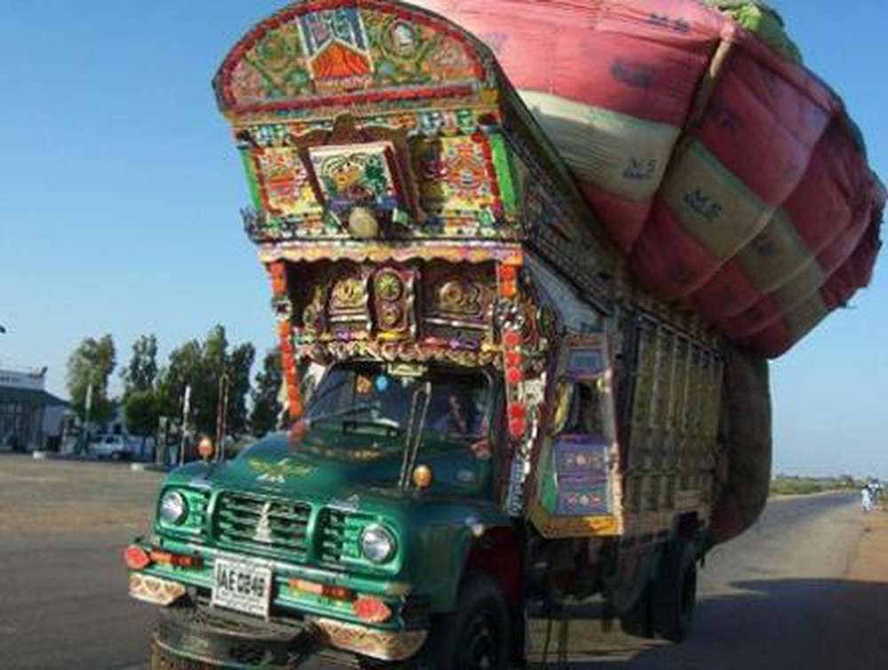 heavy_loaded_pakistan_truck.jpg