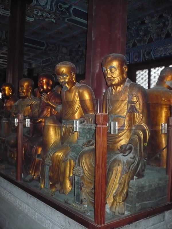 Архаты. Храм "ЛАзурные Облака"