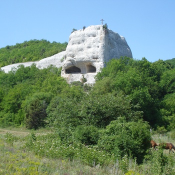 Эски-Кермен и храм Донаторов (Бахчисарай).